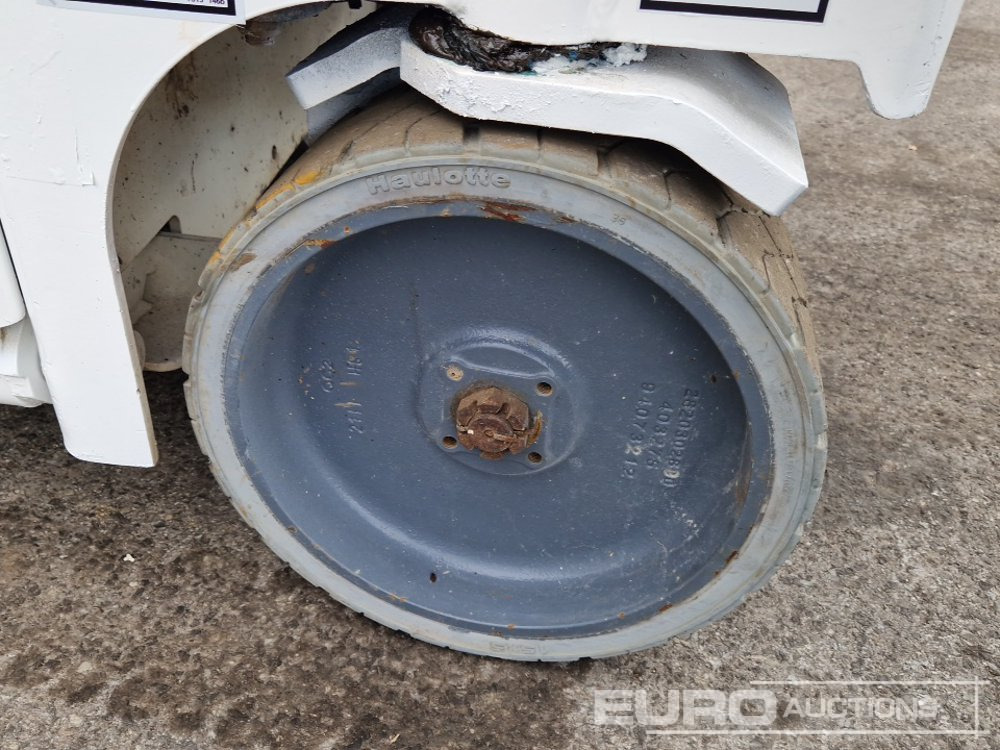 剪式升降机 2014 Haulotte Compact 12:图10 剪式升降机 2014 Haulotte Compact 12:图10