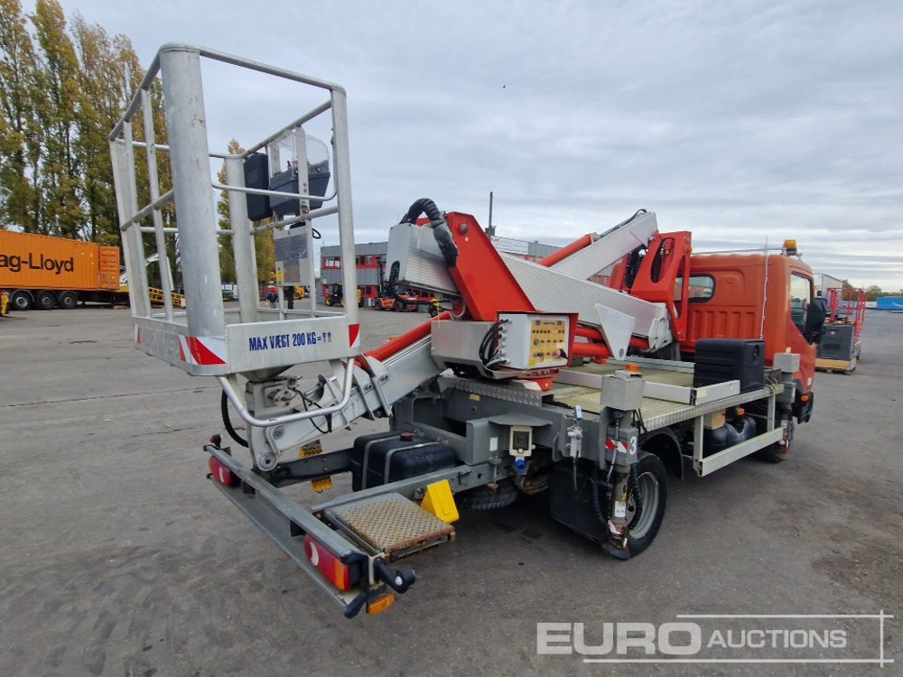 2014 Nissan Cabstar 35.12 - 车载空中平台:图5 2014 Nissan Cabstar 35.12 - 车载空中平台:图5