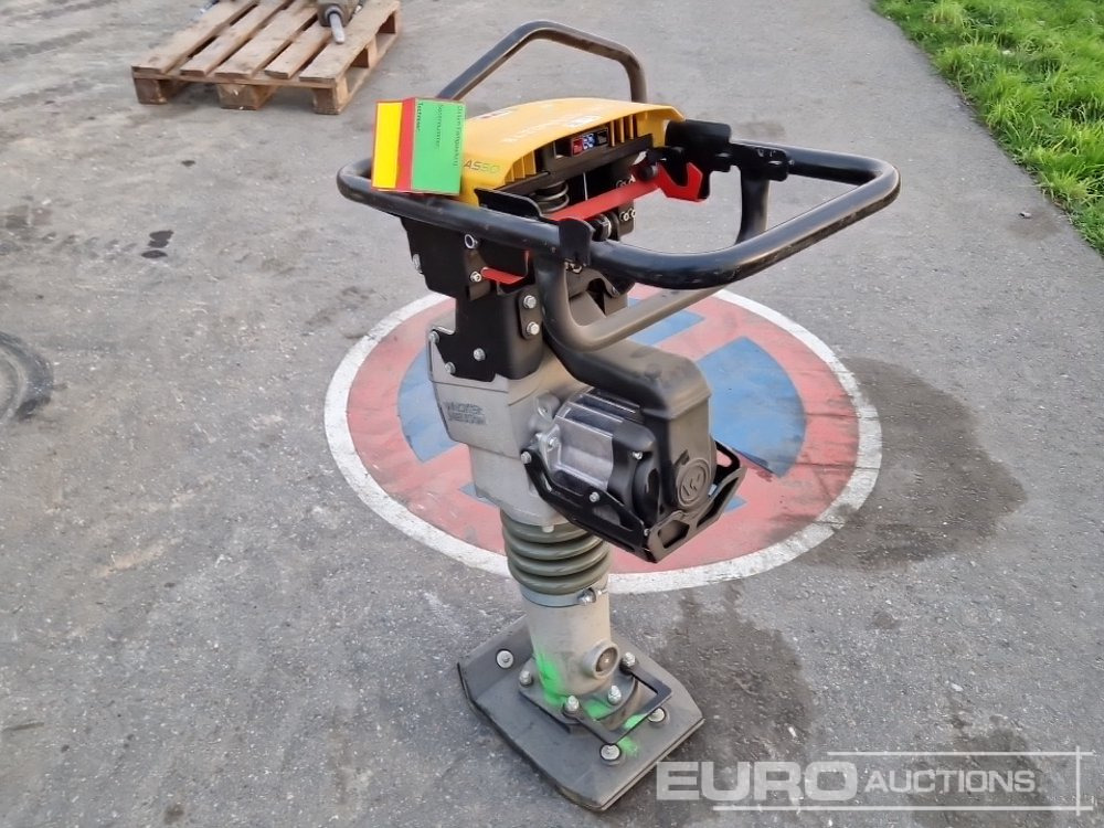 2015 Wacker Neuson AS50E - 沥青机:图2 2015 Wacker Neuson AS50E - 沥青机:图2