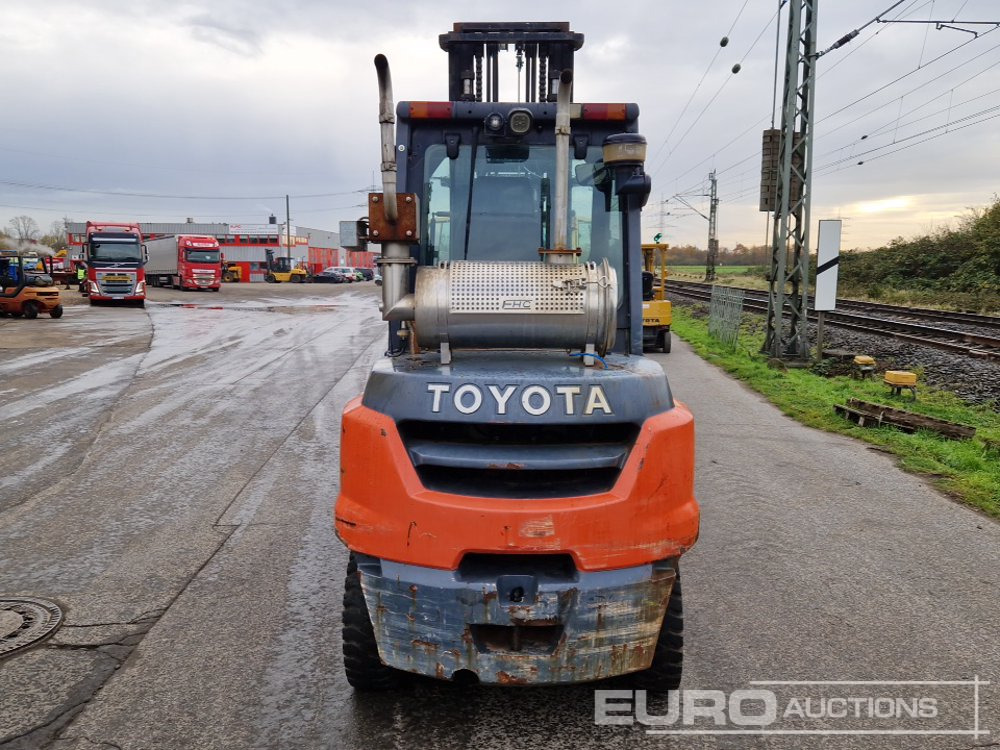 2016 Toyota 40-8FD50N - 叉车:图4 2016 Toyota 40-8FD50N - 叉车:图4