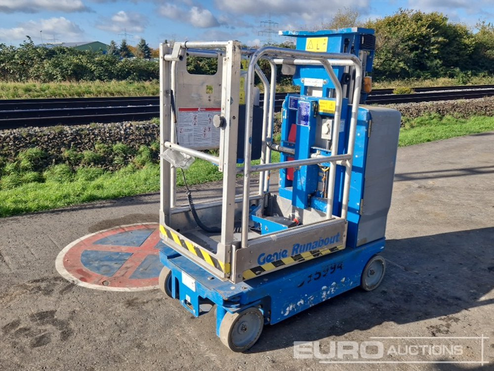 2017 Genie GR-15 - 垂直桅杆升降机:图1 2017 Genie GR-15 - 垂直桅杆升降机:图1