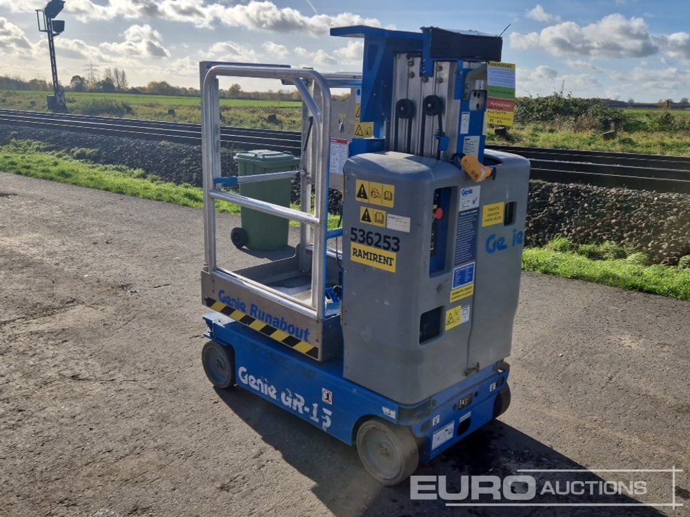 2017 Genie GR-15 - 垂直桅杆升降机:图3 2017 Genie GR-15 - 垂直桅杆升降机:图3