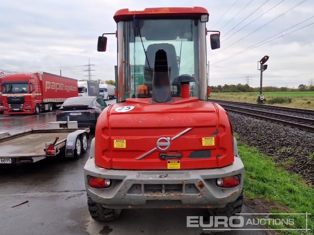 2017 Volvo L30G - 轮式装载机:图4 2017 Volvo L30G - 轮式装载机:图4