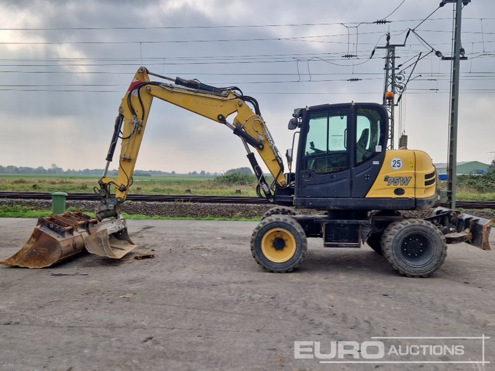 2017 Yanmar B95W - 轮式挖掘机:图2 2017 Yanmar B95W - 轮式挖掘机:图2