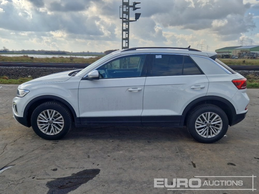 2024 Volkswagen T-Roc - 越野车:图2 2024 Volkswagen T-Roc - 越野车:图2