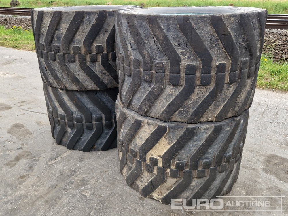 315/70R22.5 Tyres on Rims to suit CAT 318 - 轮胎:图2 315/70R22.5 Tyres on Rims to suit CAT 318 - 轮胎:图2