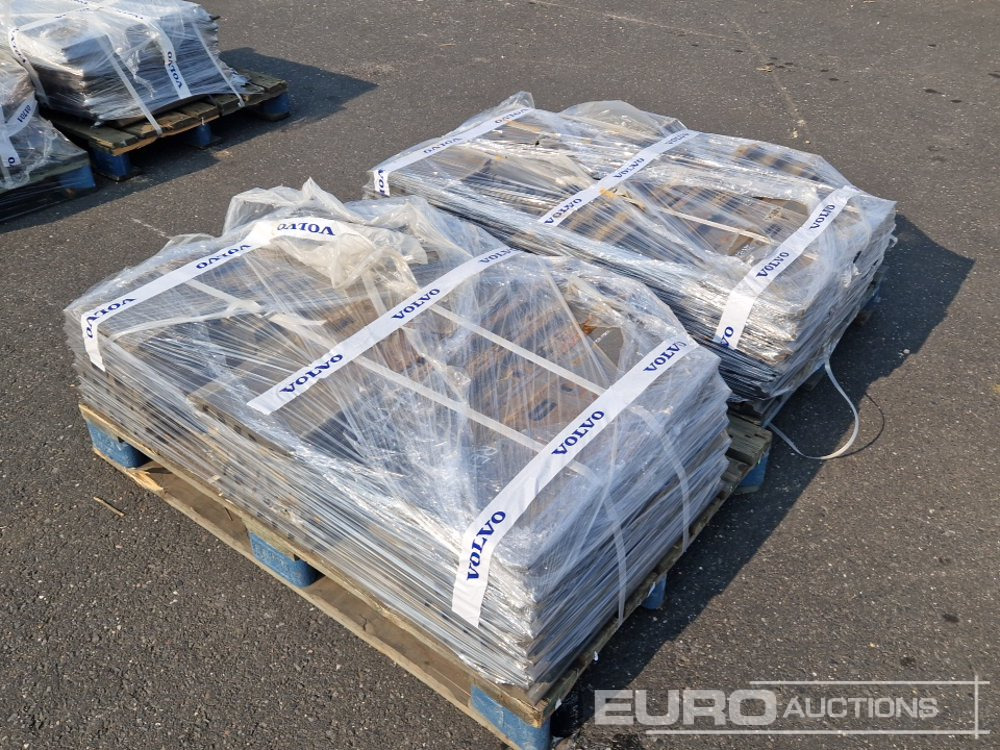 600mm Steel Track Plates, Volvo EC305/EC330 (2 of) - 备件 适用于 挖掘机:图3 600mm Steel Track Plates, Volvo EC305/EC330 (2 of) - 备件 适用于 挖掘机:图3