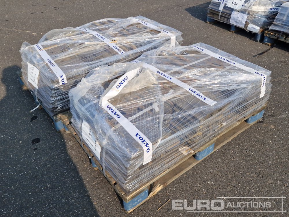 600mm Steel Track Plates, Volvo EC305/EC330 (2 of) - 备件 适用于 挖掘机:图1 600mm Steel Track Plates, Volvo EC305/EC330 (2 of) - 备件 适用于 挖掘机:图1