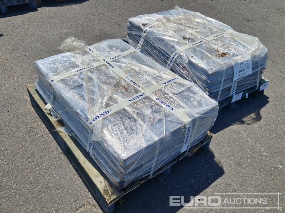 700mm Steel Track Plates to suit Volvo ECR300 - 备件 适用于 挖掘机:图1 700mm Steel Track Plates to suit Volvo ECR300 - 备件 适用于 挖掘机:图1