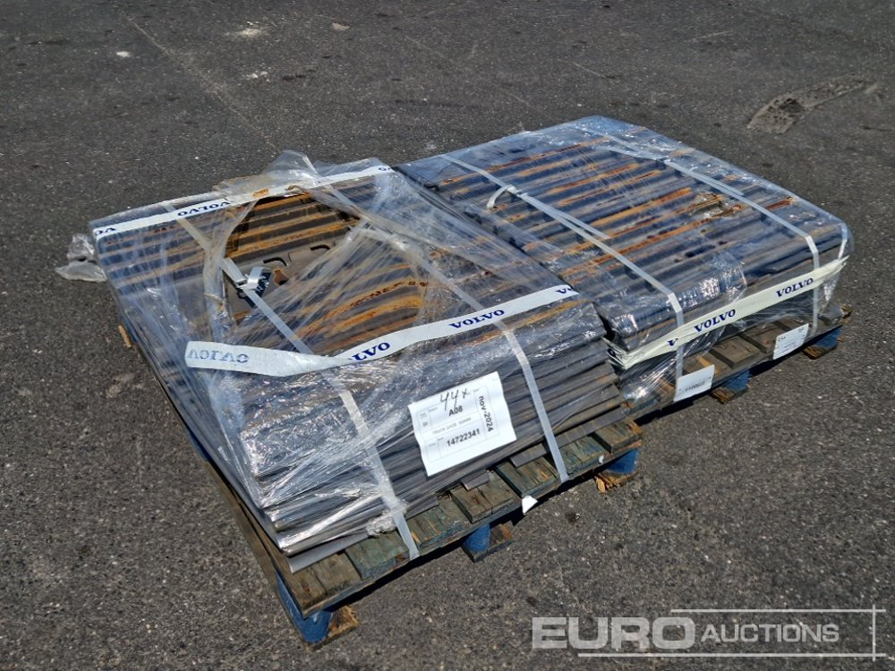 800mm Steel Track Plates to suit Volvo EC200 - 备件 适用于 挖掘机:图1 800mm Steel Track Plates to suit Volvo EC200 - 备件 适用于 挖掘机:图1