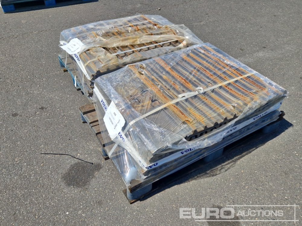800mm Steel Track Plates to suit Vovo EC200 - 备件 适用于 挖掘机:图5 800mm Steel Track Plates to suit Vovo EC200 - 备件 适用于 挖掘机:图5