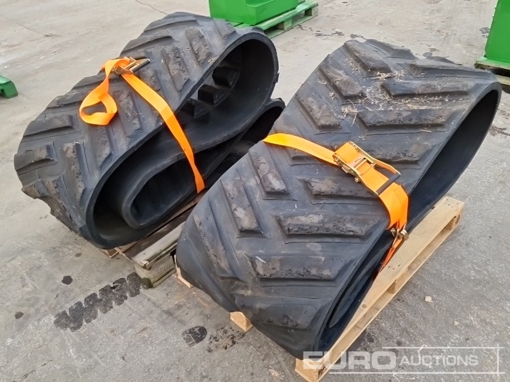 Camso 24" Rubber Tracks (2 of) 1 pair of Camso Rubber Tracks in size 24" to suit John Deere 8RX Tractors - 轨道 适用于 建筑机械:图1 Camso 24" Rubber Tracks (2 of) 1 pair of Camso Rubber Tracks in size 24" to suit John Deere 8RX Tractors - 轨道 适用于 建筑机械:图1