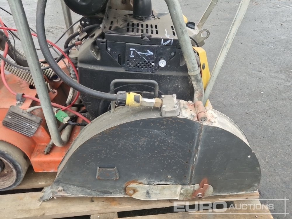 Husqvarna FS524 - 沥青机:图5 Husqvarna FS524 - 沥青机:图5