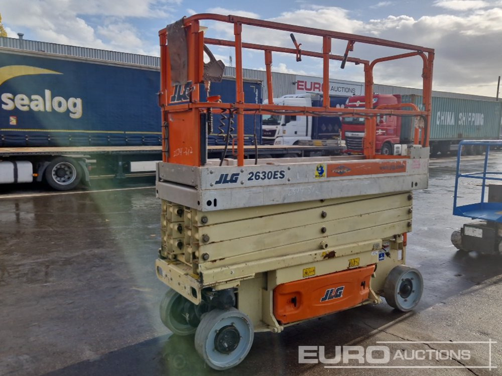 JLG 2630ES - 空中平台:图4 JLG 2630ES - 空中平台:图4