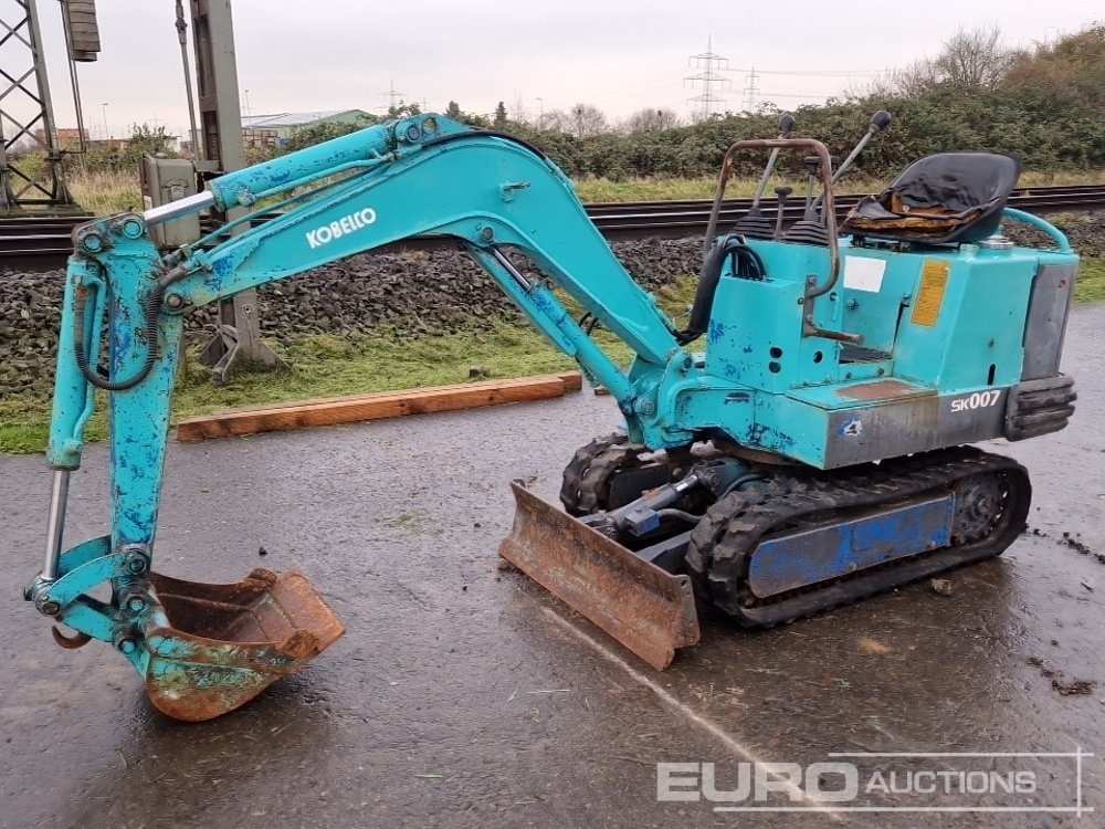 Kobelco SK007 - 小型挖掘机:图1 Kobelco SK007 - 小型挖掘机:图1