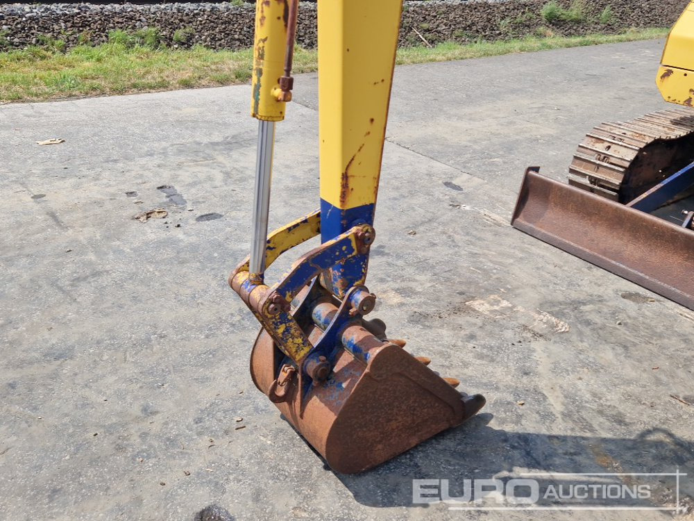 Komatsu PC15-2 - 小型挖掘机:图3 Komatsu PC15-2 - 小型挖掘机:图3