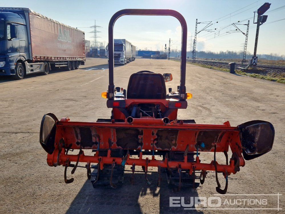 Kubota GB155 - 紧凑型拖拉机:图4 Kubota GB155 - 紧凑型拖拉机:图4
