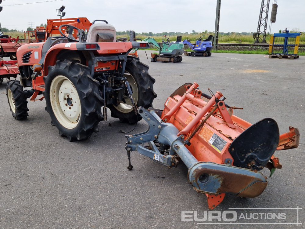 Kubota T245D - 紧凑型拖拉机:图3 Kubota T245D - 紧凑型拖拉机:图3