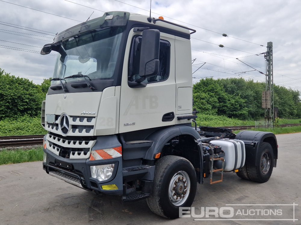 Mercedes Benz AROCS 1845 - 牵引车:图1 Mercedes Benz AROCS 1845 - 牵引车:图1