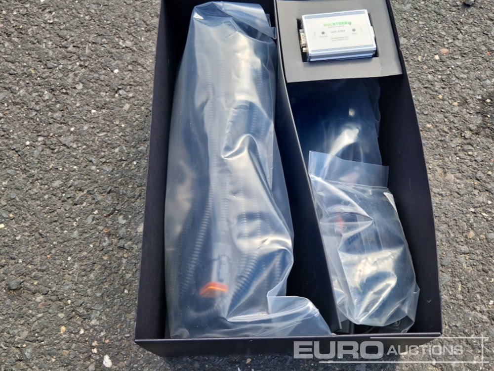 SOLSTEER Auto-Guidance Conversion Kit to support John Deere AutoTrac fits Case IH Maxxum / Optum / Puma, New Holland T6/T7 - 农业机械:图1 SOLSTEER Auto-Guidance Conversion Kit to support John Deere AutoTrac fits Case IH Maxxum / Optum / Puma, New Holland T6/T7 - 农业机械:图1