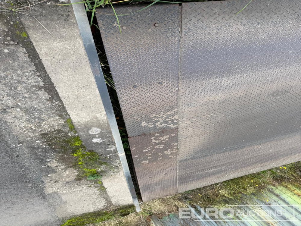 Truck Weighbridge Station, Weight Display Screen (Being Sold Offsite : Duisburg, 47239 Germany) - 货运集装箱:图4 Truck Weighbridge Station, Weight Display Screen (Being Sold Offsite : Duisburg, 47239 Germany) - 货运集装箱:图4