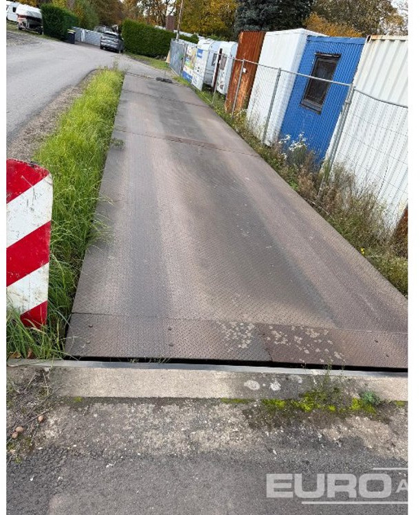 Truck Weighbridge Station, Weight Display Screen (Being Sold Offsite : Duisburg, 47239 Germany) - 货运集装箱:图3 Truck Weighbridge Station, Weight Display Screen (Being Sold Offsite : Duisburg, 47239 Germany) - 货运集装箱:图3