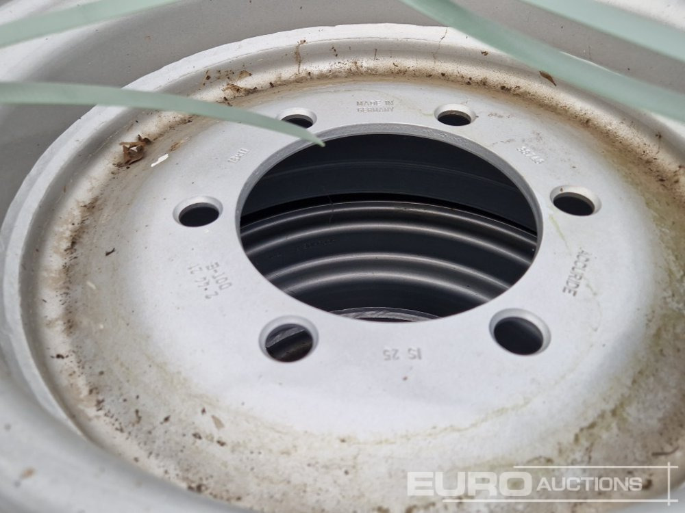 轮胎 Unused 340/80R18 Tyres with Rims (4 of)：图6