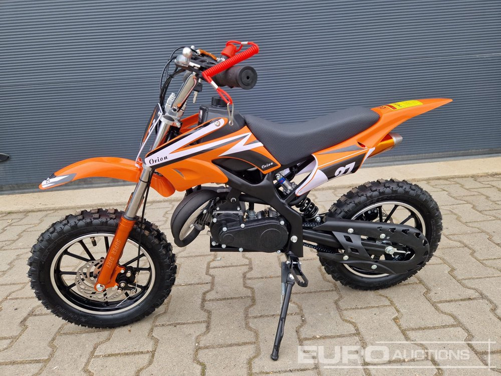 Unused DIRTBIKE 50R-D705 49CC Kids Petrol Motorbike, Automatic - 摩托车:图3 Unused DIRTBIKE 50R-D705 49CC Kids Petrol Motorbike, Automatic - 摩托车:图3