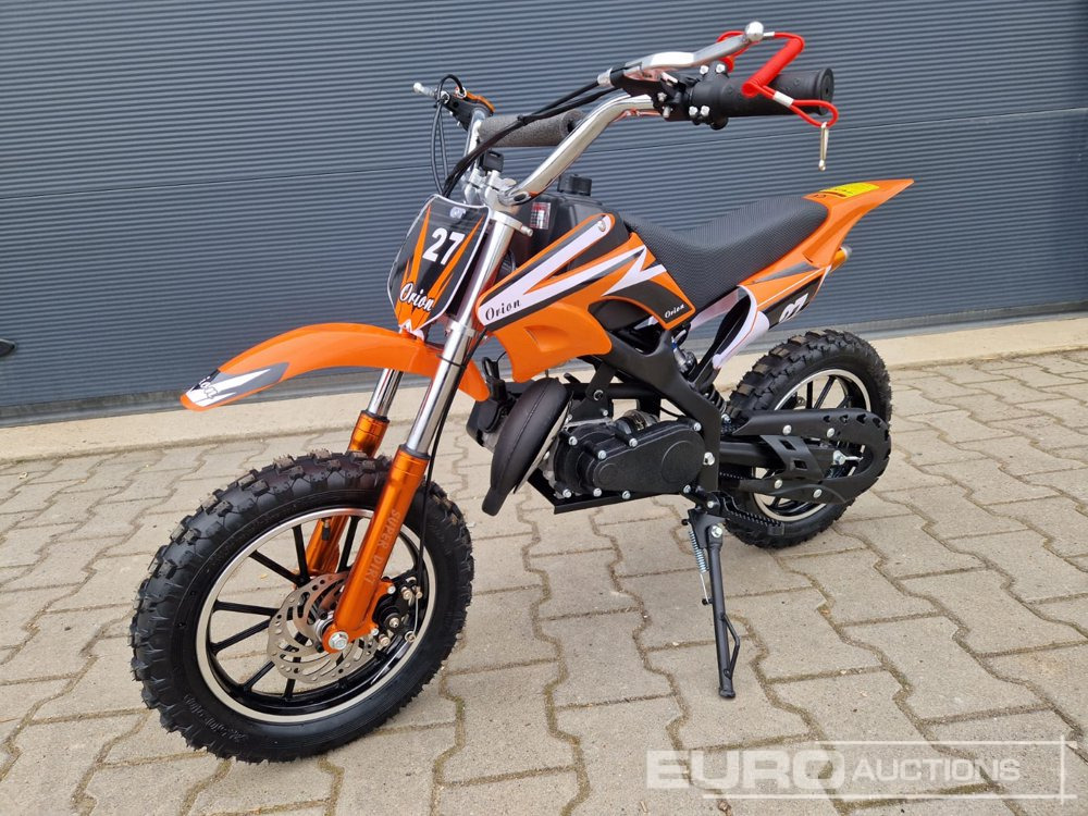 Unused DIRTBIKE 50R-D705 49CC Kids Petrol Motorbike, Automatic - 摩托车:图1 Unused DIRTBIKE 50R-D705 49CC Kids Petrol Motorbike, Automatic - 摩托车:图1