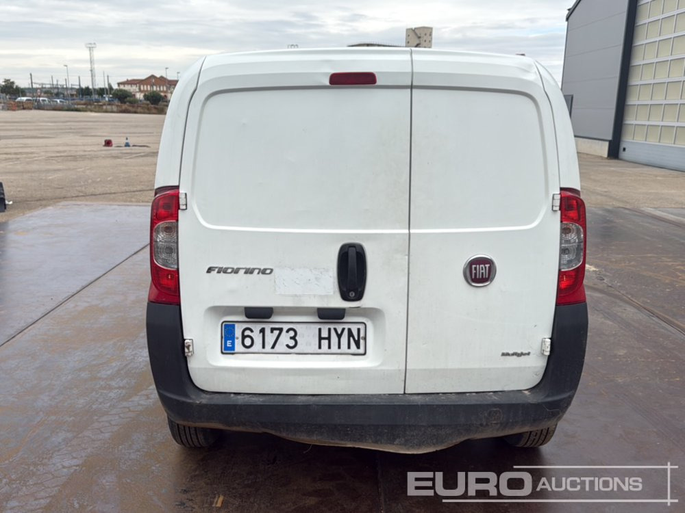 2014 Fiat Fiorino - 小型货车:图4 2014 Fiat Fiorino - 小型货车:图4