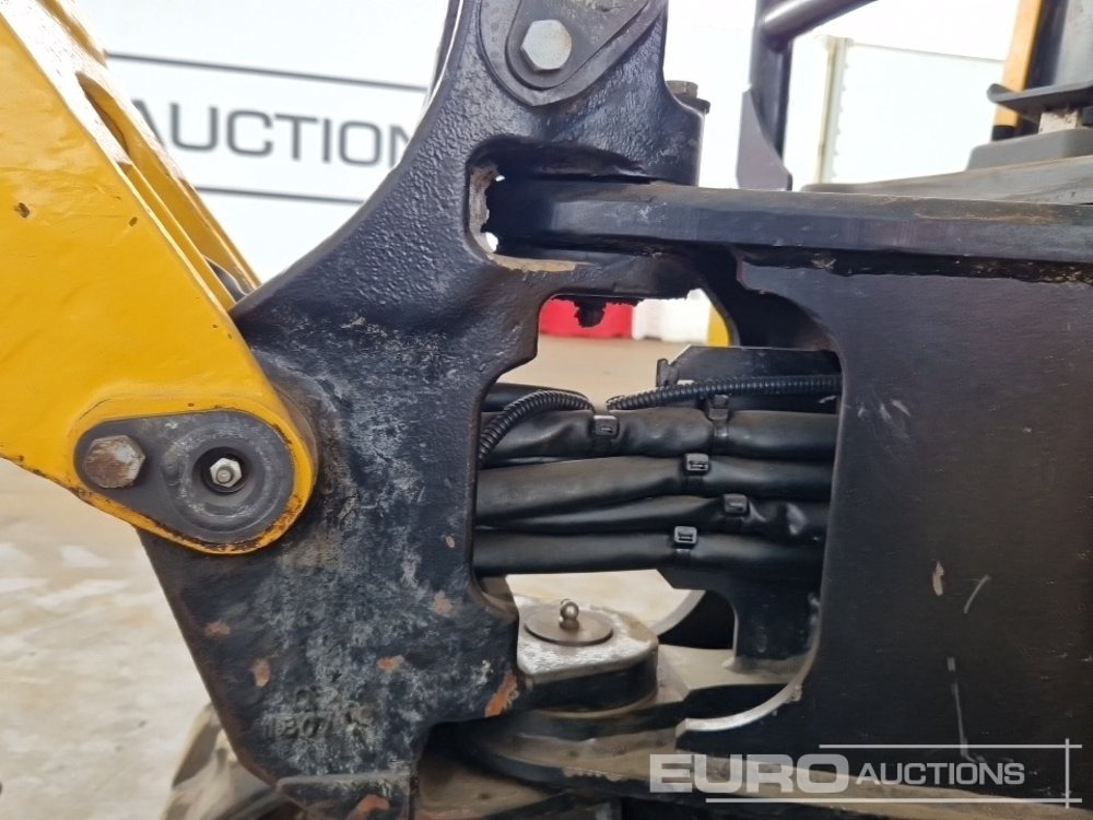 小型挖掘机 2020 JCB 16C-1:图49 小型挖掘机 2020 JCB 16C-1:图49