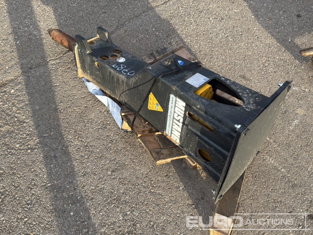 2021 Mustang HM500 - 液压锤:图4 2021 Mustang HM500 - 液压锤:图4