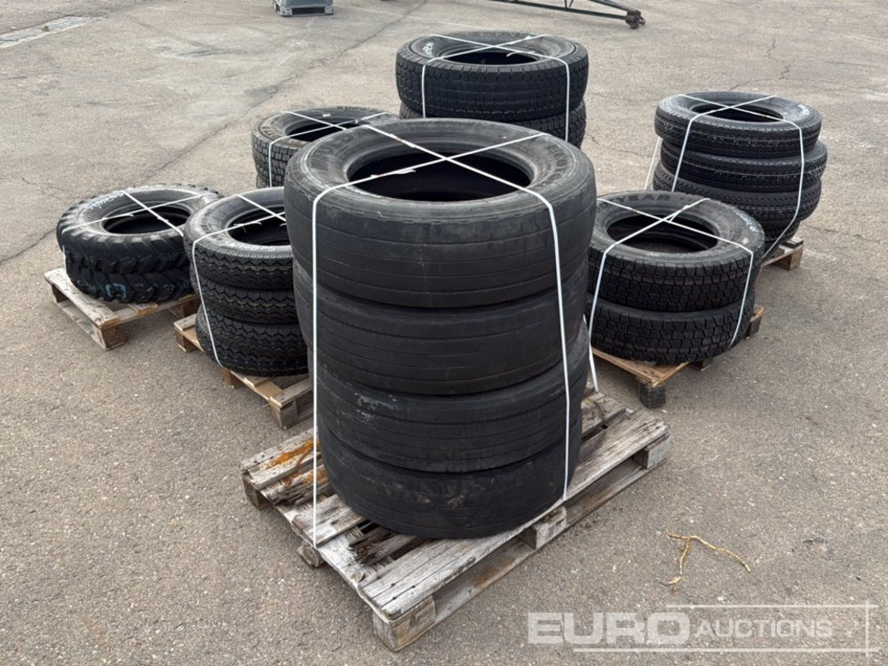 7.00-15NNS Tyre (2 of), 6.00 R16C Tyre (4 of), 245/70R19.5 Tyre (4 of), 215/75R17.5 Tyre (2 of), 6.00R16LT Tyre (5 of), 235/85R16C Tyre (5 of), 245/70R19.5 Tyre (2 of) - 轮胎:图1 7.00-15NNS Tyre (2 of), 6.00 R16C Tyre (4 of), 245/70R19.5 Tyre (4 of), 215/75R17.5 Tyre (2 of), 6.00R16LT Tyre (5 of), 235/85R16C Tyre (5 of), 245/70R19.5 Tyre (2 of) - 轮胎:图1