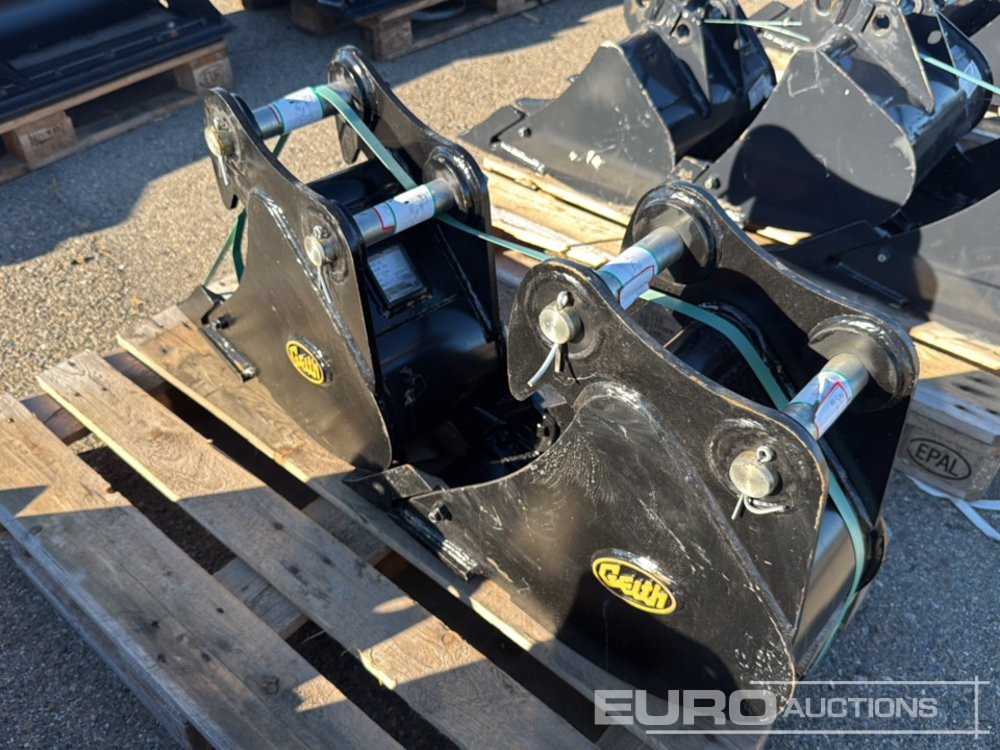 Geith Digging Bucket H03-0250-11937 to suit Yanmar SV26 (S/Ns 1189563, 1197867) (2 of) - 铲斗:图2 Geith Digging Bucket H03-0250-11937 to suit Yanmar SV26 (S/Ns 1189563, 1197867) (2 of) - 铲斗:图2