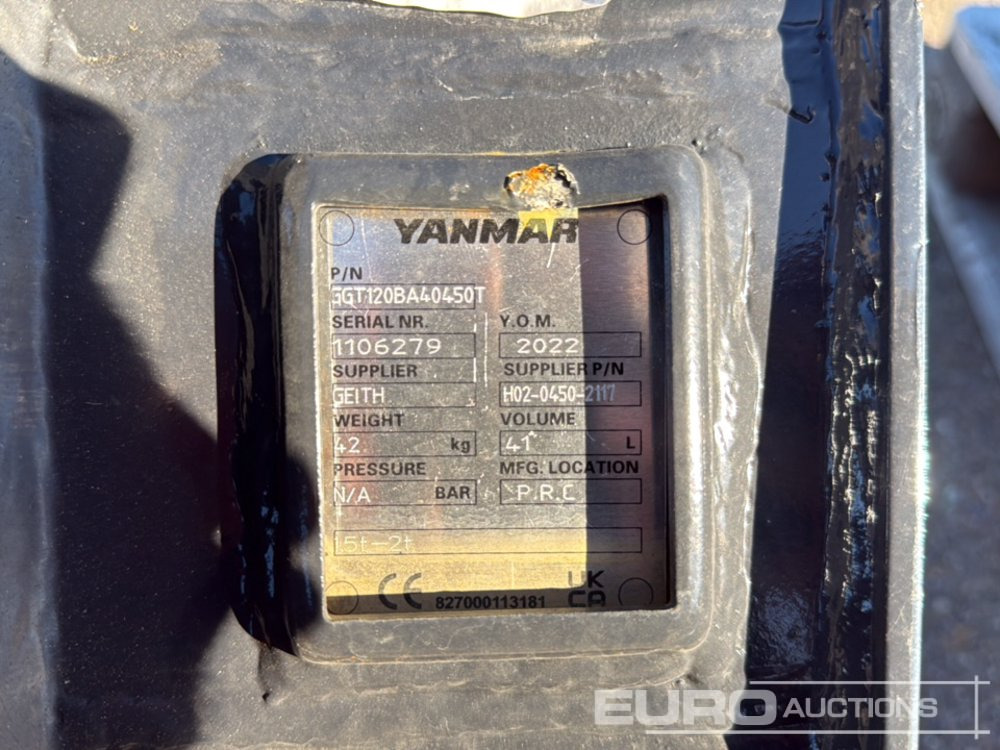 Yanmar Digging Bucket GGT120BA40450T to suit 1.5-2 Ton Excavator (S/Ns 1106279, 1106284, 1106290) (3 of) - 铲斗:图5 Yanmar Digging Bucket GGT120BA40450T to suit 1.5-2 Ton Excavator (S/Ns 1106279, 1106284, 1106290) (3 of) - 铲斗:图5