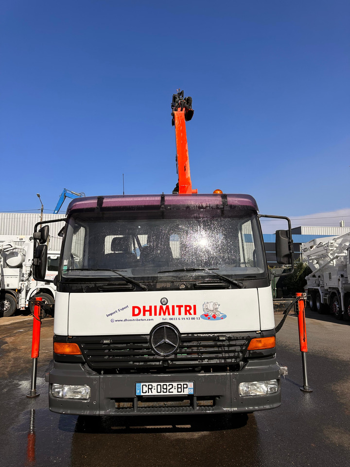 Camion bénne Mercedes Benz MP1 CR-092-BP - 翻斗车, 起重车:图1 Camion bénne Mercedes Benz MP1 CR-092-BP - 翻斗车, 起重车:图1