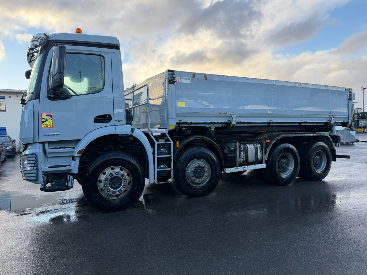 Camion porteur bi-benne EM-584-QH - 翻斗车:图4 Camion porteur bi-benne EM-584-QH - 翻斗车:图4