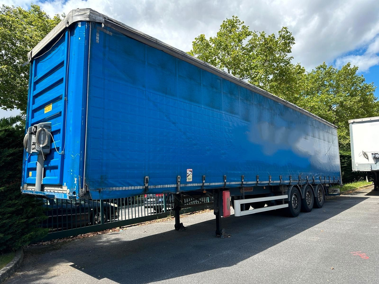Frühauf EN 12642-XL / 22 pièces dispo - 全挂车:图1 Frühauf EN 12642-XL / 22 pièces dispo - 全挂车:图1