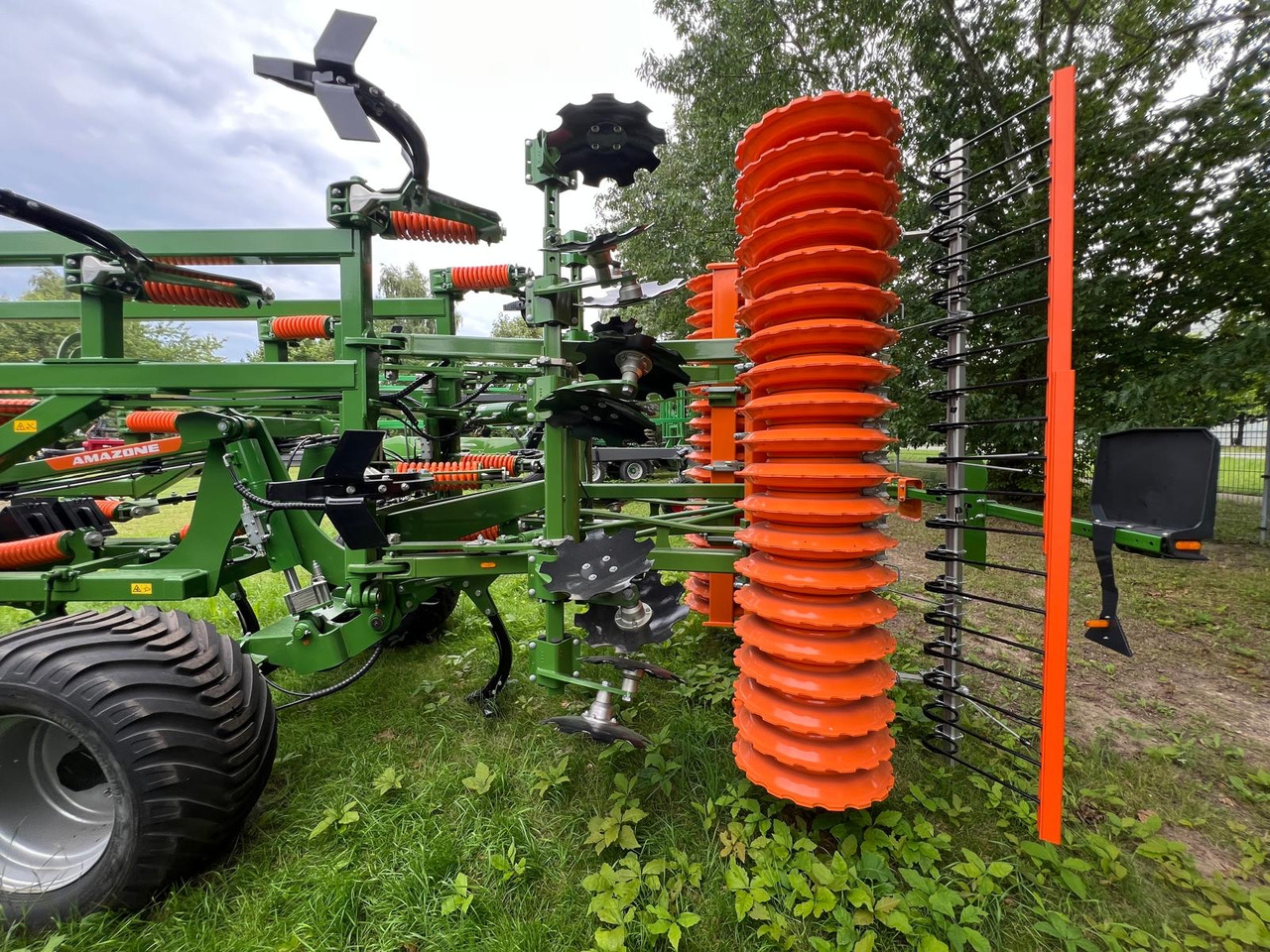 Amazone Grubber Cenius 5003-2TX - 耕耘机:图3 Amazone Grubber Cenius 5003-2TX - 耕耘机:图3