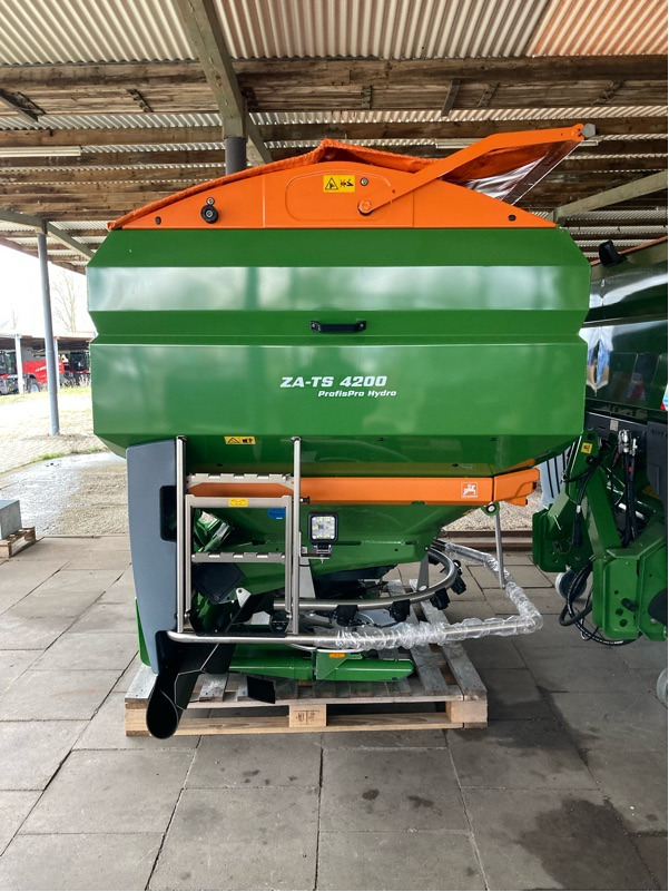 Amazone ZA-TS Hydro 4200 Ultra - 喷雾机:图4 Amazone ZA-TS Hydro 4200 Ultra - 喷雾机:图4