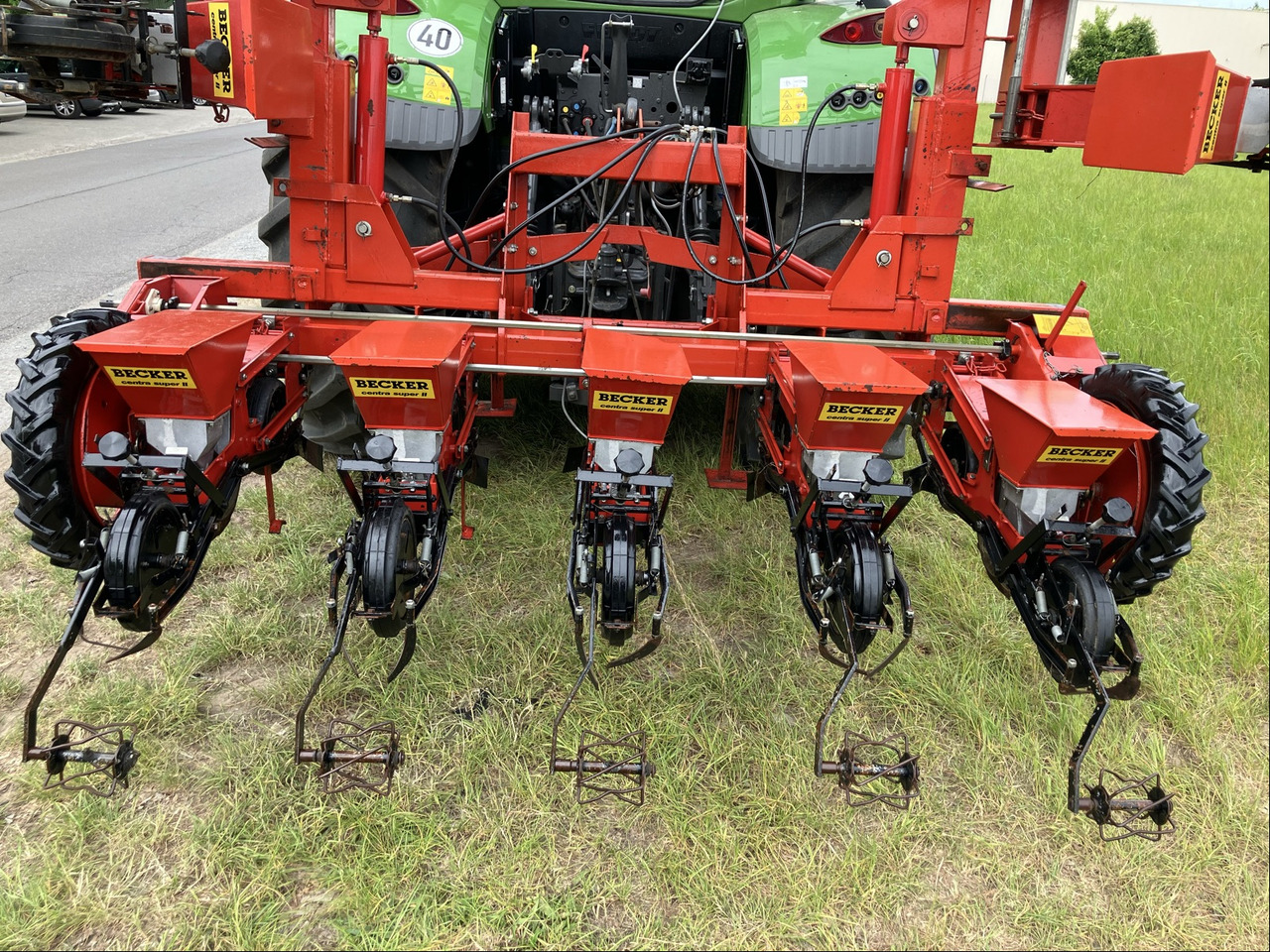 Becker Rübendrille 12 Reihen - 条播机:图1 Becker Rübendrille 12 Reihen - 条播机:图1