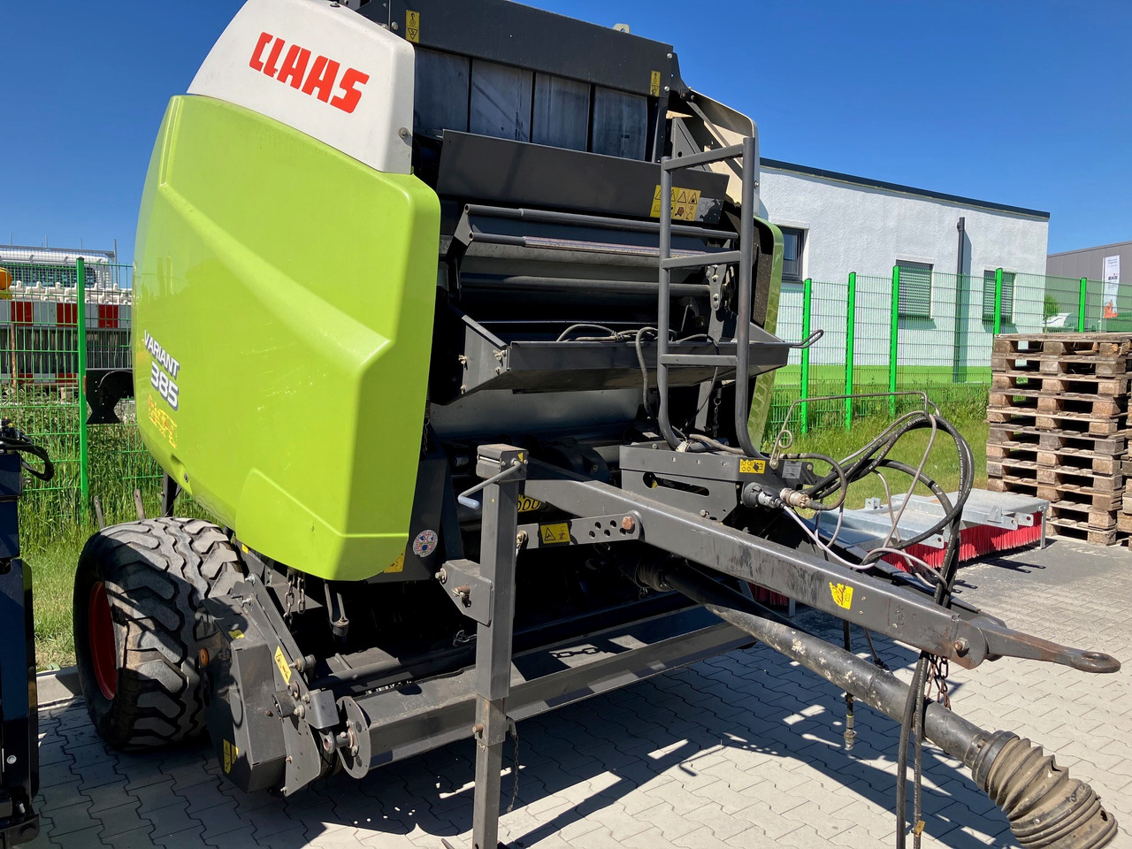 Claas 385 RC - 干草和饲料设备:图4 Claas 385 RC - 干草和饲料设备:图4