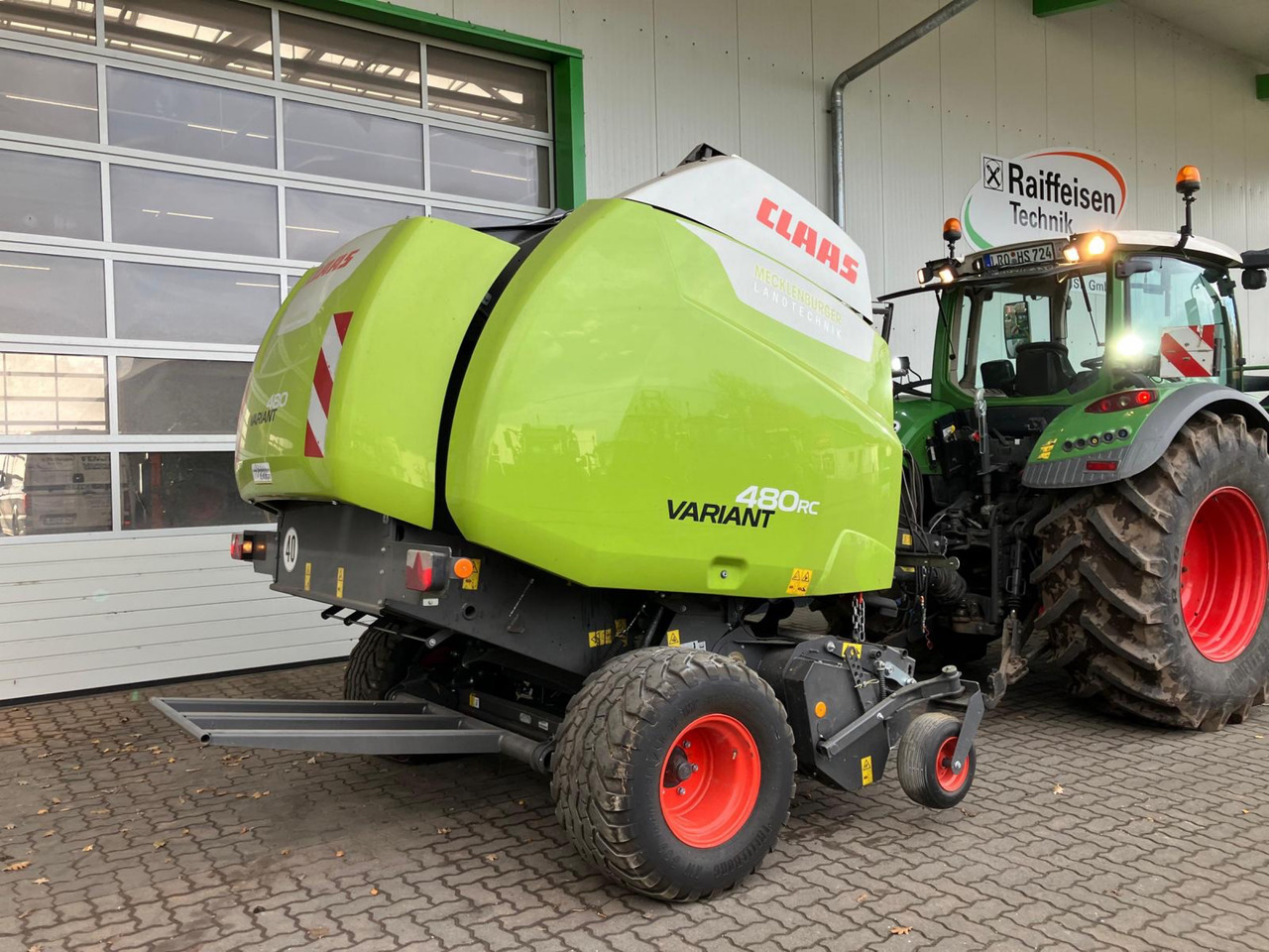 Claas Variant 480 RC - 干草和饲料设备:图1 Claas Variant 480 RC - 干草和饲料设备:图1