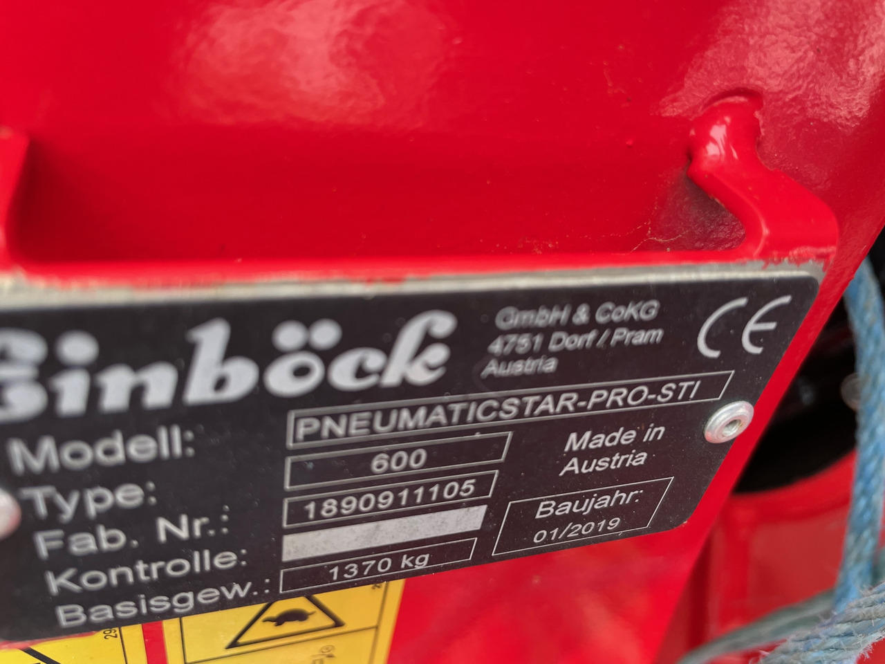 Einböck Pneumaticstar Pro 600 STI - 播种设备:图2 Einböck Pneumaticstar Pro 600 STI - 播种设备:图2