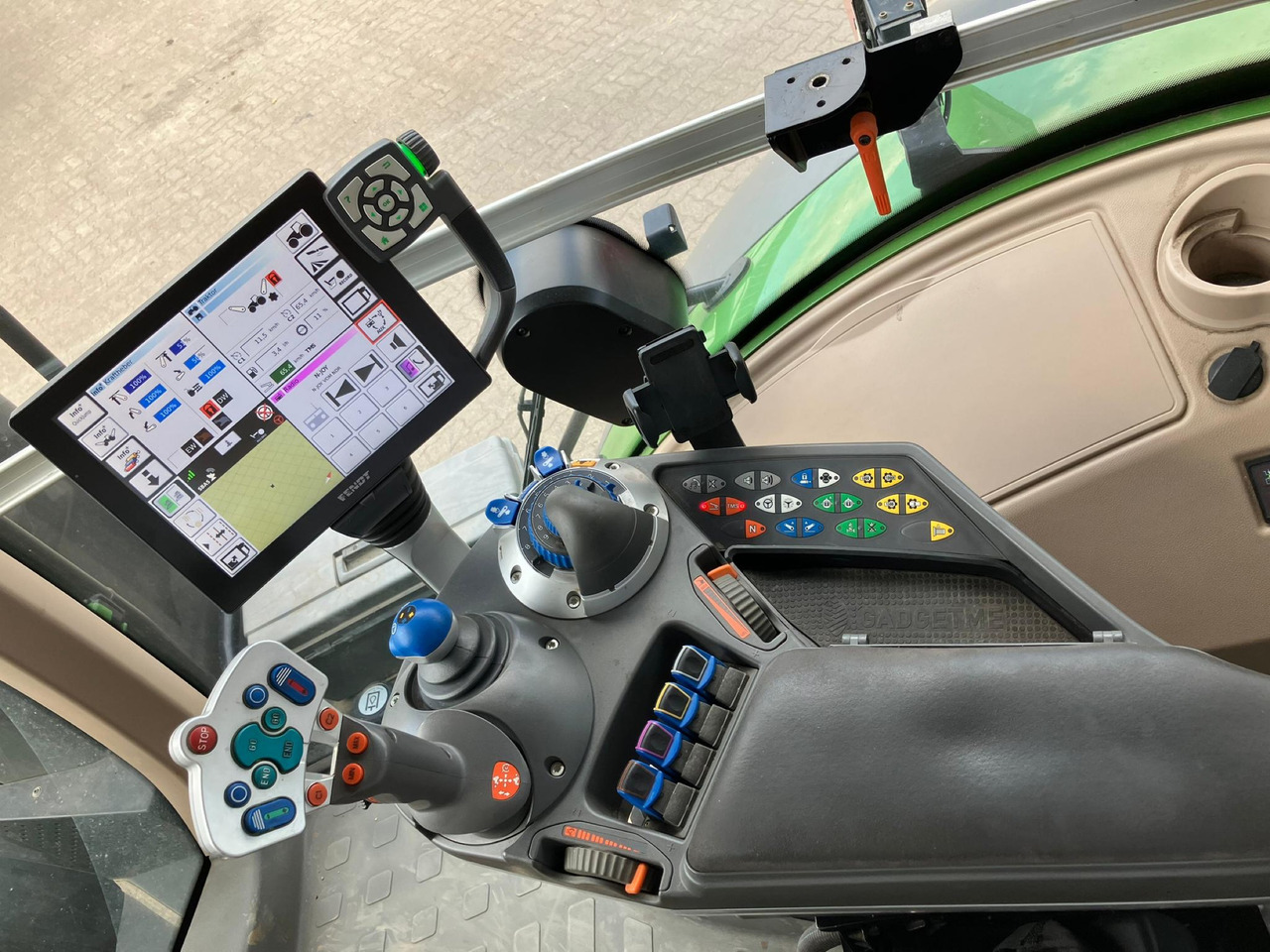 Fendt 1050 Vario Gen2 Profi Plus - 拖拉机:图2 Fendt 1050 Vario Gen2 Profi Plus - 拖拉机:图2