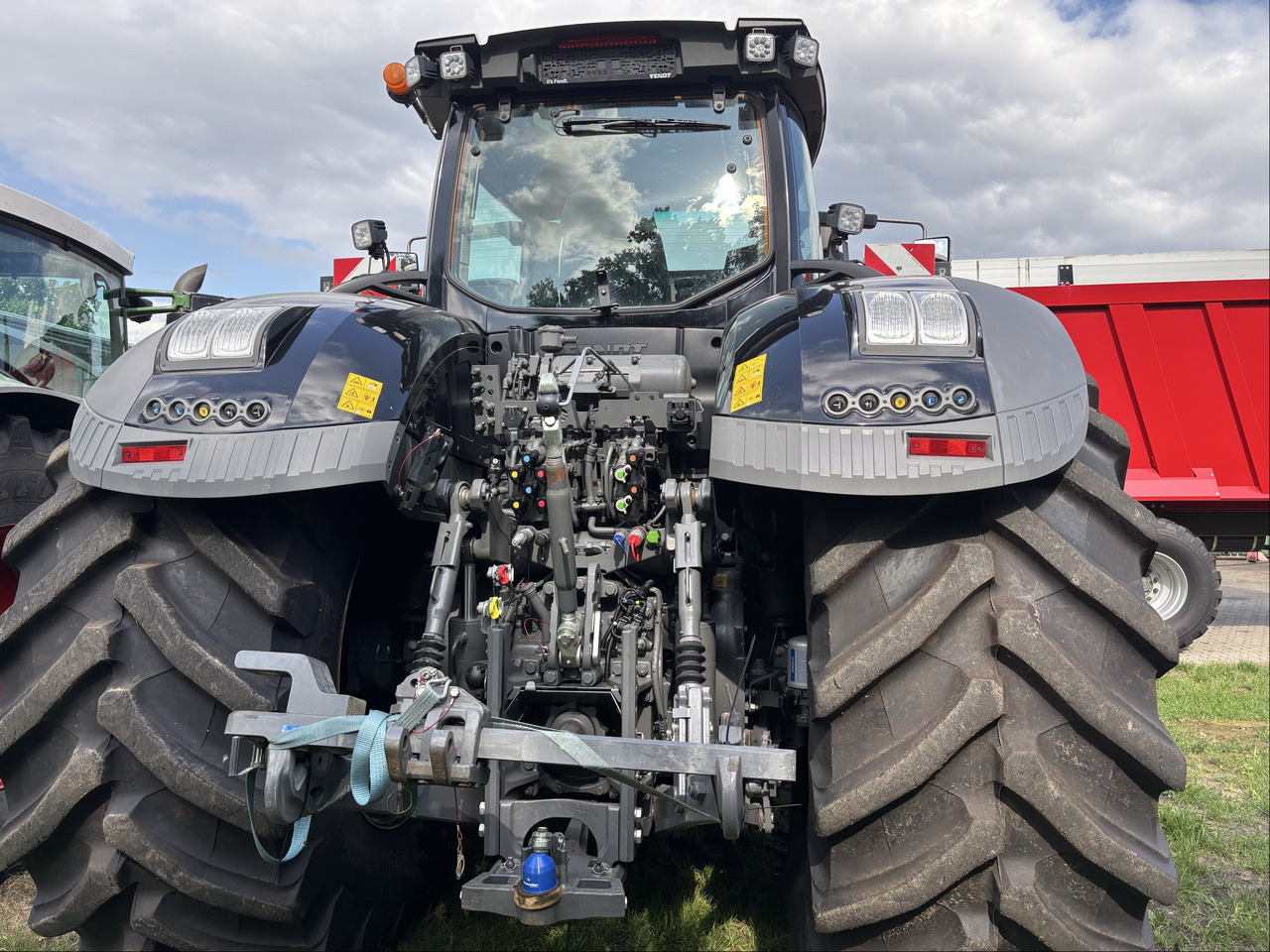 Fendt 1050 Vario Gen3 Profi Sett1 - 拖拉机:图2 Fendt 1050 Vario Gen3 Profi Sett1 - 拖拉机:图2
