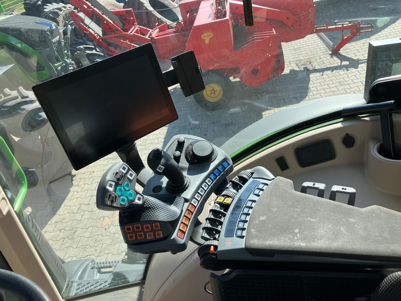 Fendt 516 Vario Gen3 - 拖拉机:图3 Fendt 516 Vario Gen3 - 拖拉机:图3
