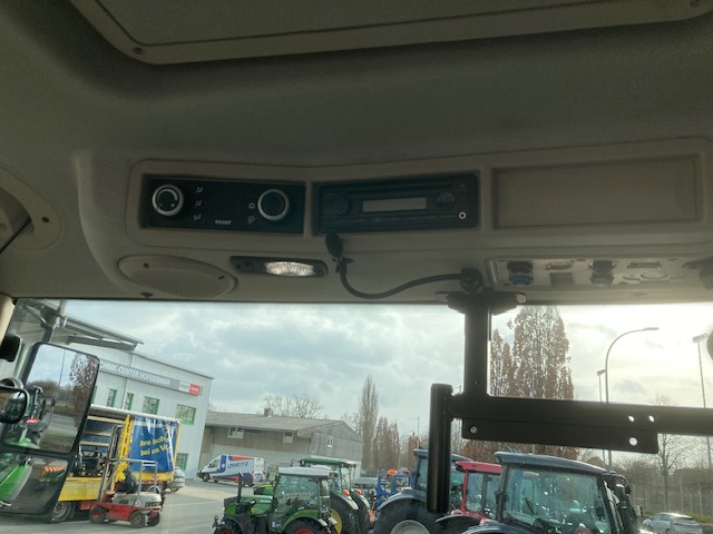 Fendt 720 Vario S4 ProfiPlus - 拖拉机:图3 Fendt 720 Vario S4 ProfiPlus - 拖拉机:图3