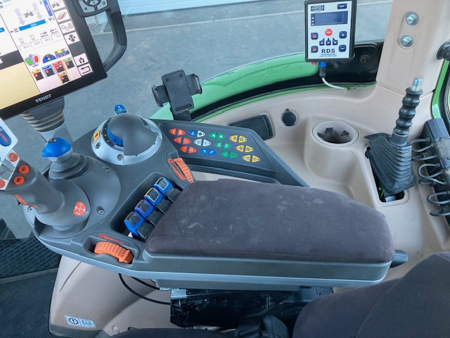 Fendt 720 Vario S4 Profi - 拖拉机:图4 Fendt 720 Vario S4 Profi - 拖拉机:图4
