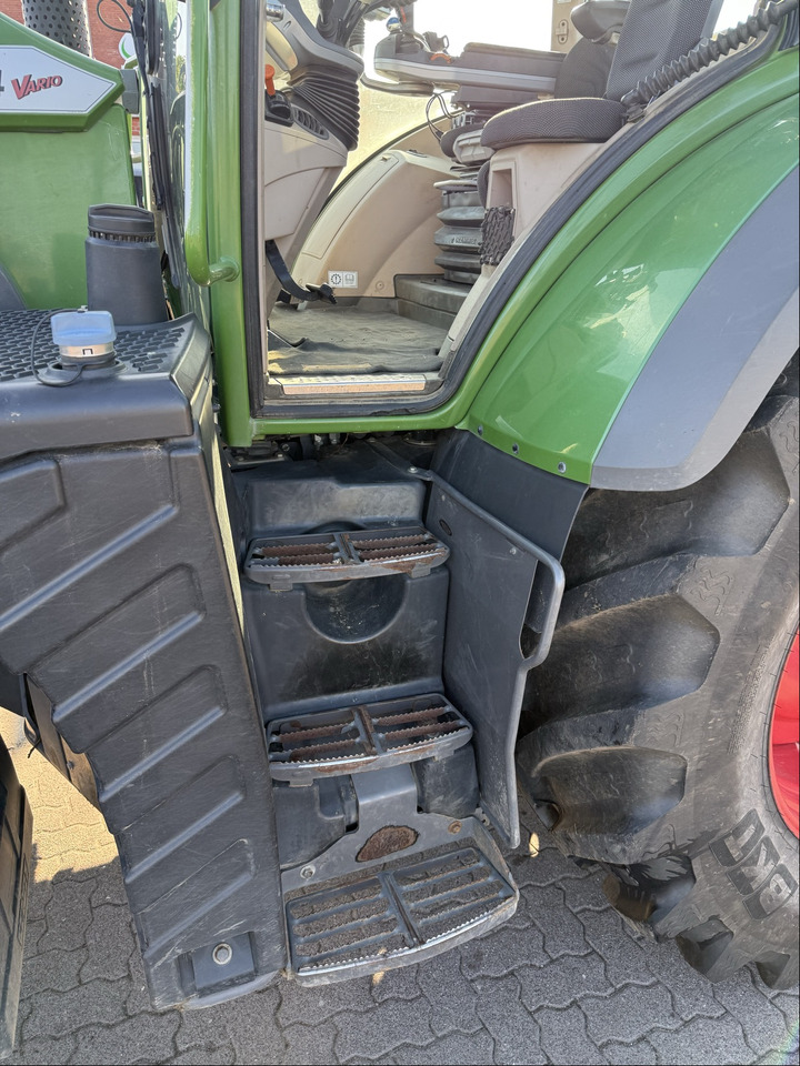 Fendt 724 Vario S4 ProfiPlus - 拖拉机:图2 Fendt 724 Vario S4 ProfiPlus - 拖拉机:图2